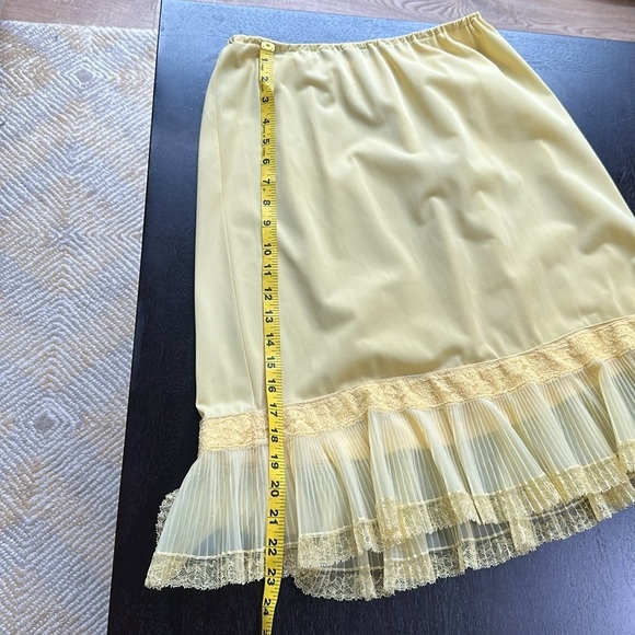 Van Rault Vintage yellow petticoat lace slip SZ S - Picture 11 of 11